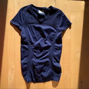 Athleta Small Short Sleeve Workout Top